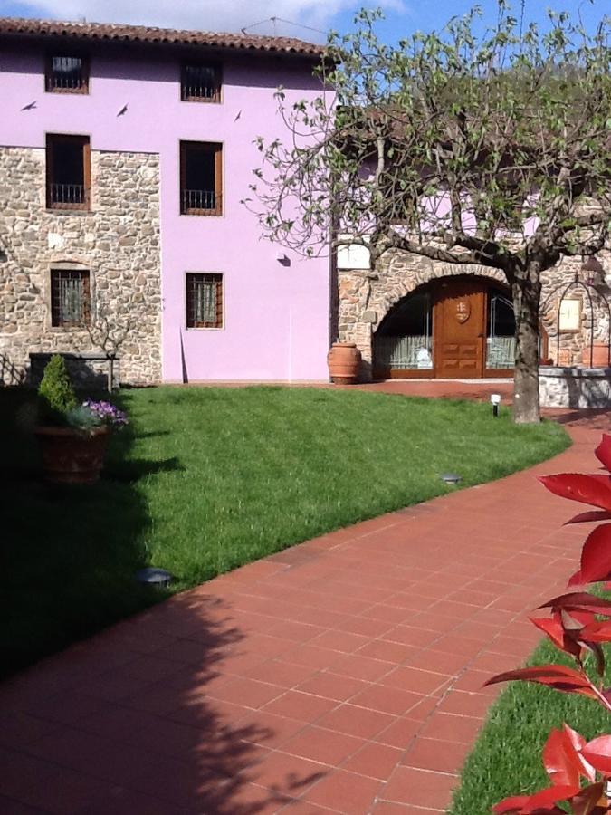 Antica Locanda San Leonardo 1554 Ghivizzano Luaran gambar