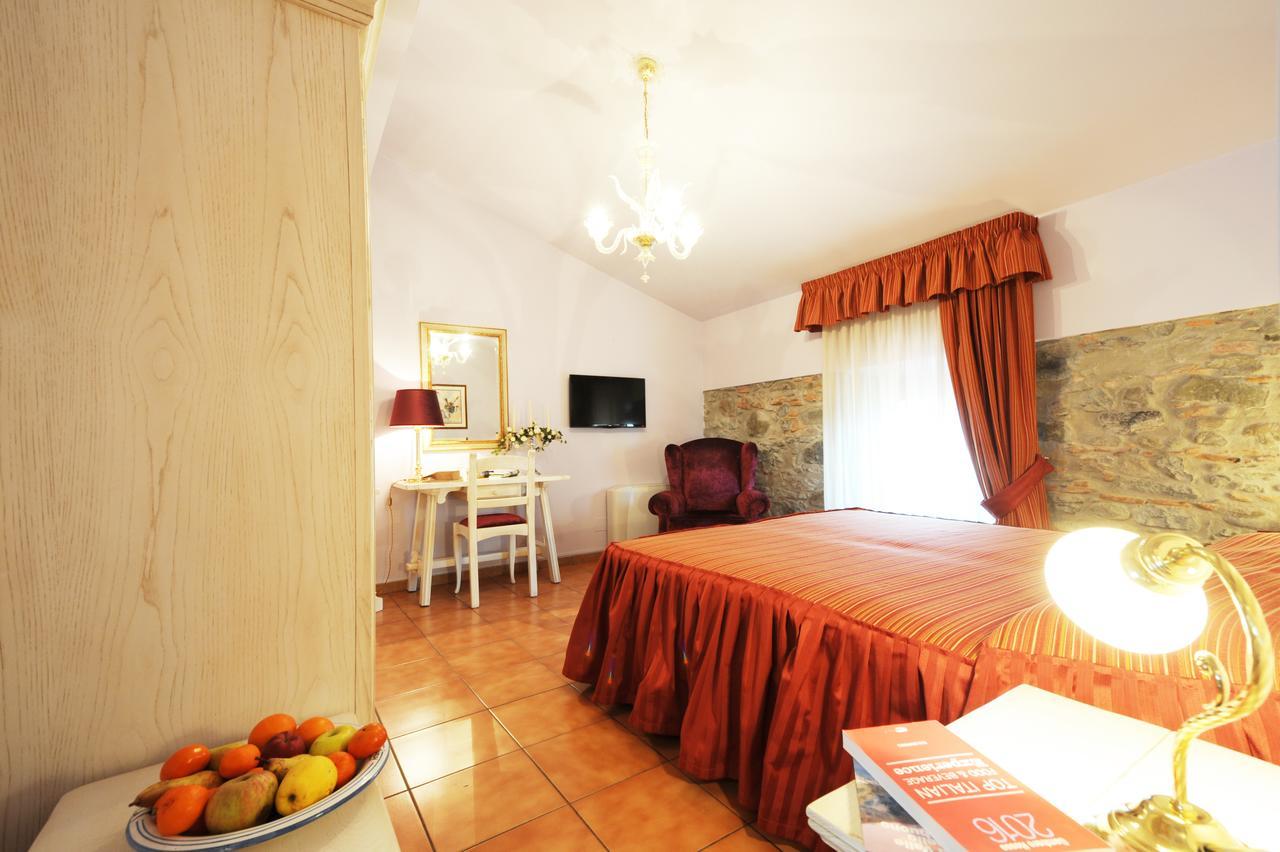 Antica Locanda San Leonardo 1554 Ghivizzano Luaran gambar
