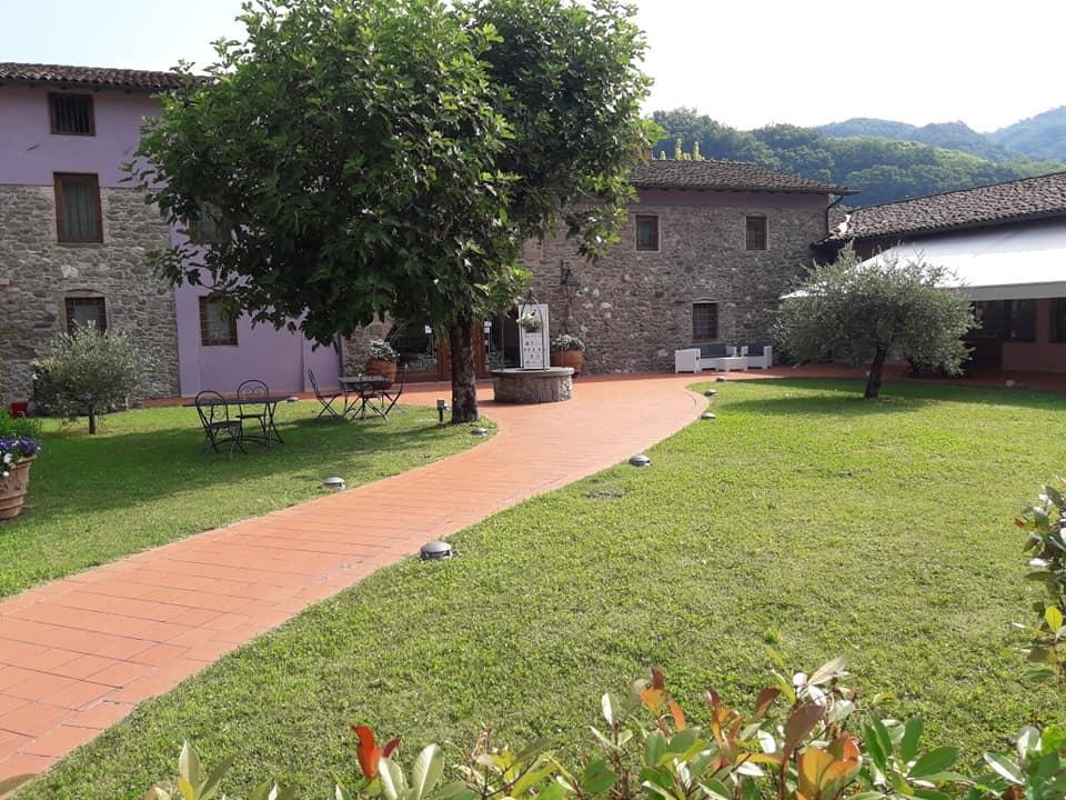 Antica Locanda San Leonardo 1554 Ghivizzano Luaran gambar